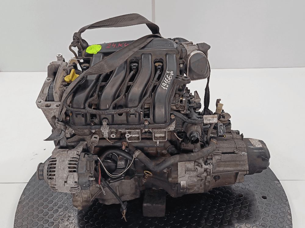 Двигатель к Renault Scenic 2 (03-06)