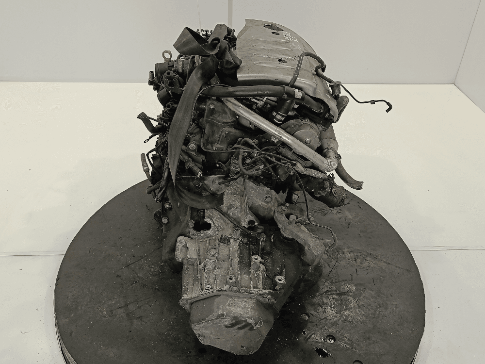 Двигатель к Citroen C5 1 (01-04)
