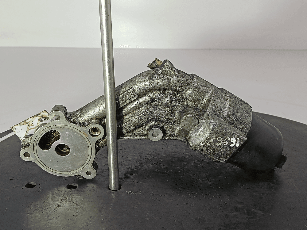 Корпус масляного фильтра к Citroen Saxo 1 Рестайлинг (99-04)