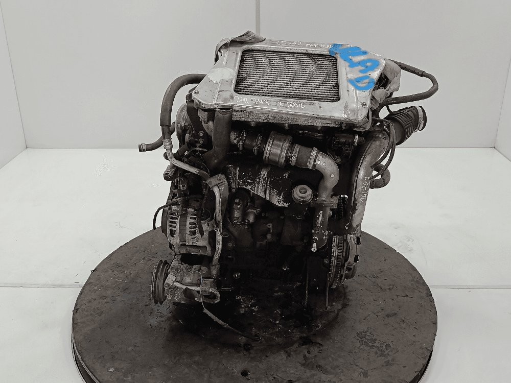 Двигатель к Nissan  X-Trail T30 (01-04)