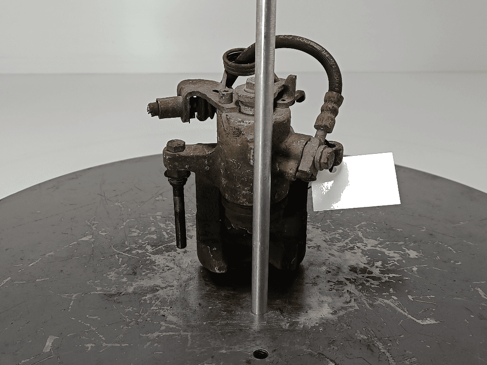 Суппорт задний левый к Audi A4 B7 (04-09)