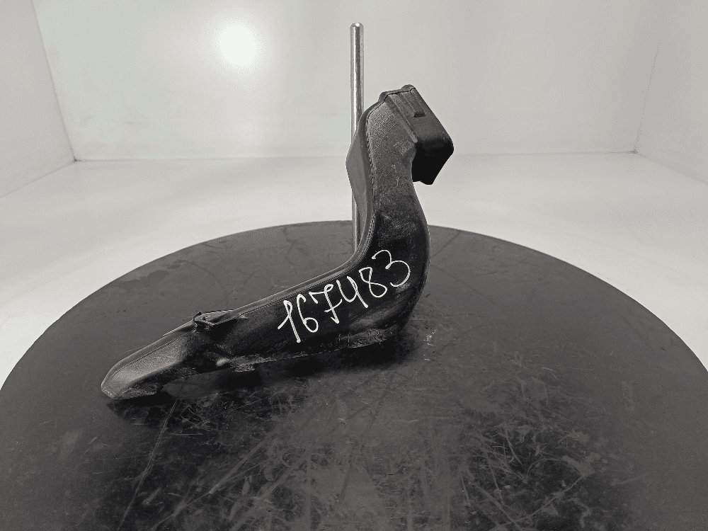 Воздуховод к Volkswagen Touareg 3 (18-24)