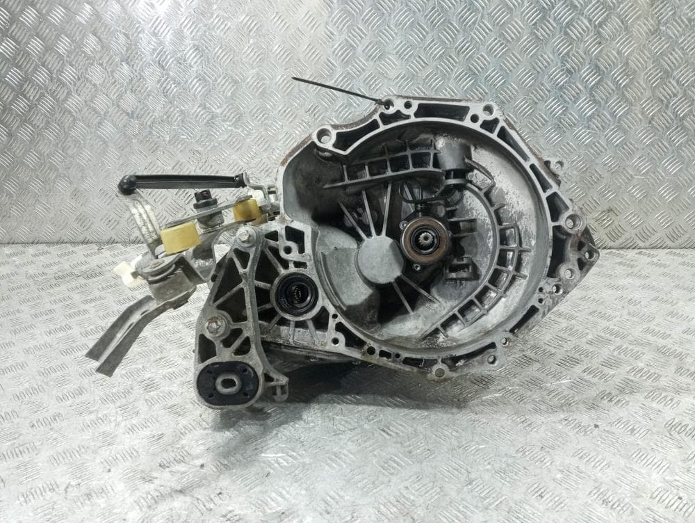 КПП механическая (МКПП) к Opel Corsa D (06-11)
