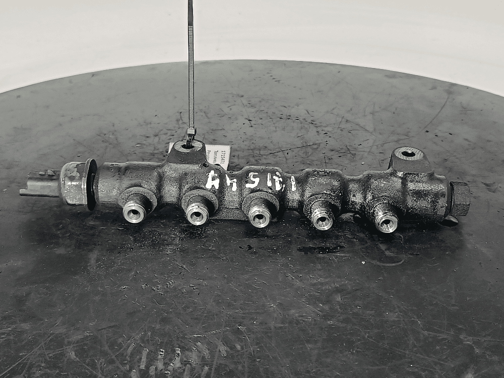 Топливная рампа к Peugeot 407 (04-11)