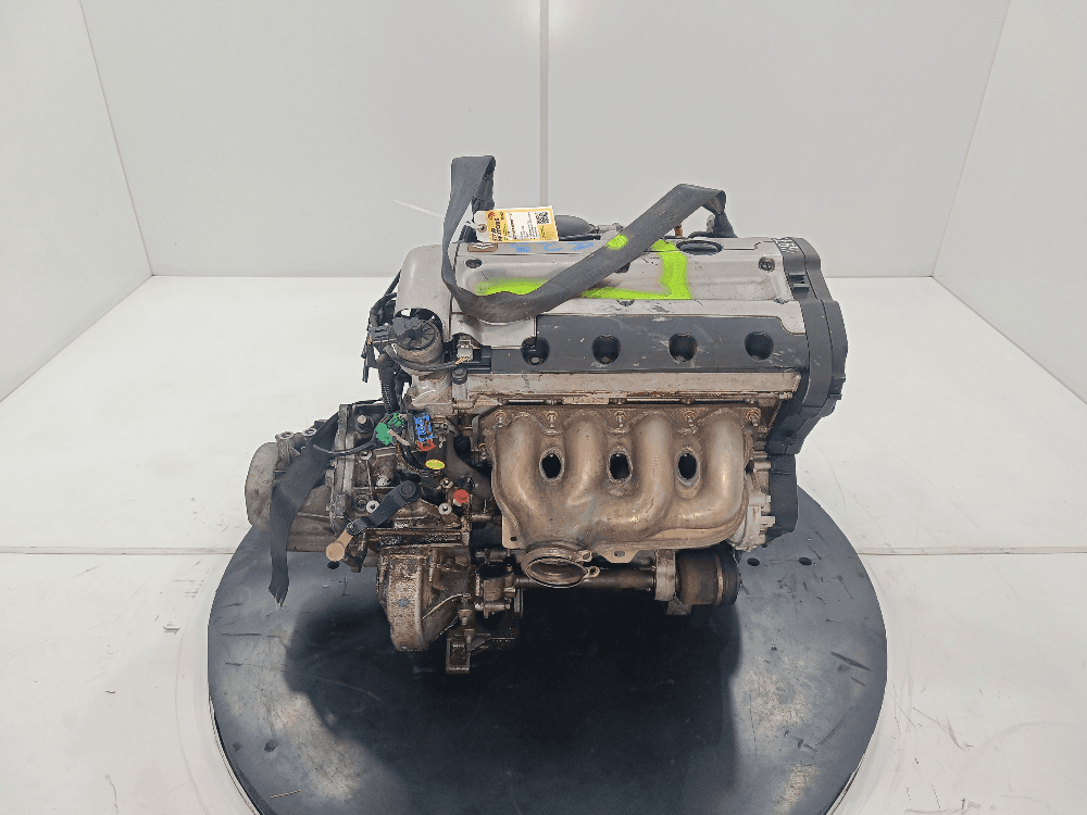 Двигатель к Citroen C5 1 (01-04)