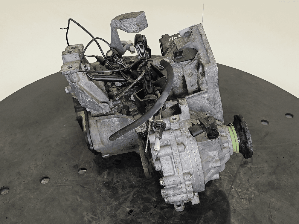 КПП механическая (МКПП) к Volkswagen Golf 4 (97-06)