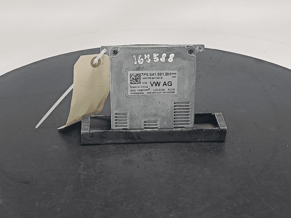 Блок розжига ксенона к Volkswagen Touareg 3 (18-24)