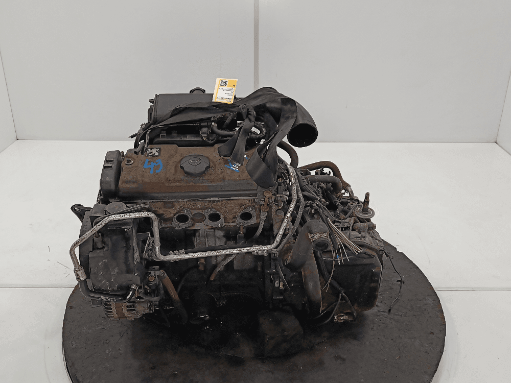 Двигатель к Peugeot 206 1 (98-03)