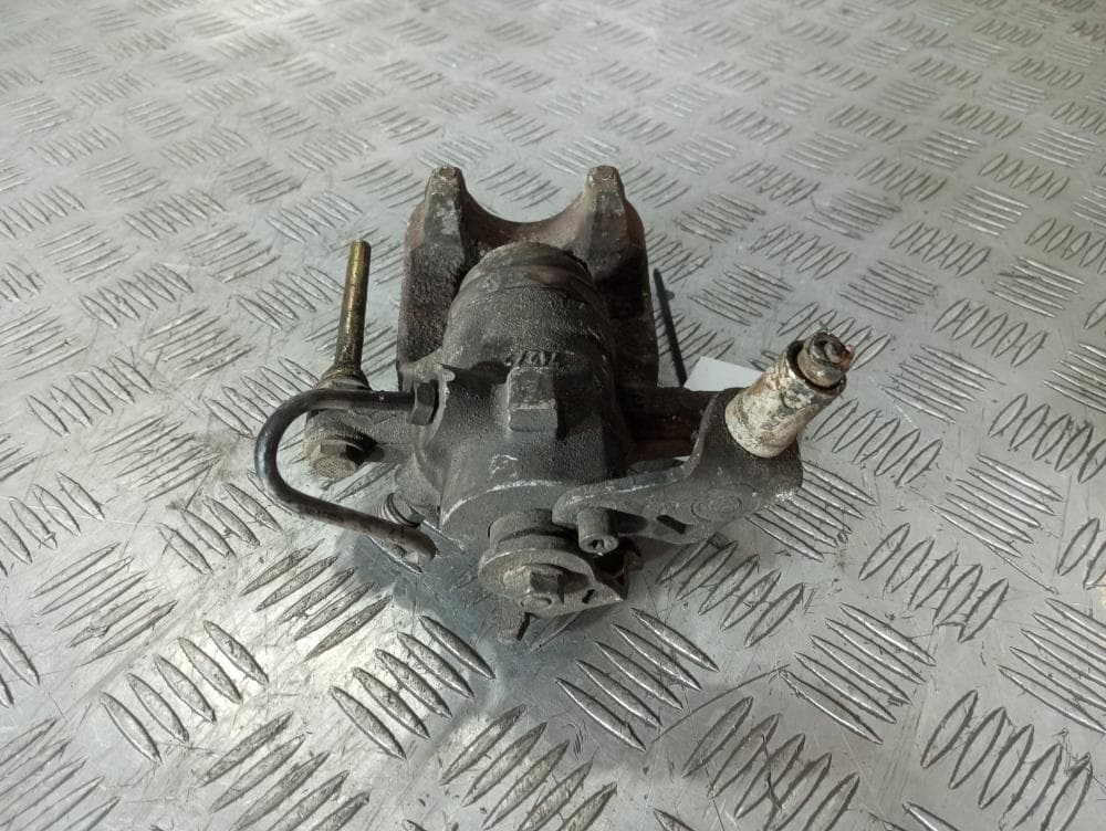 Суппорт задний левый к Citroen C4 1 (04-08)