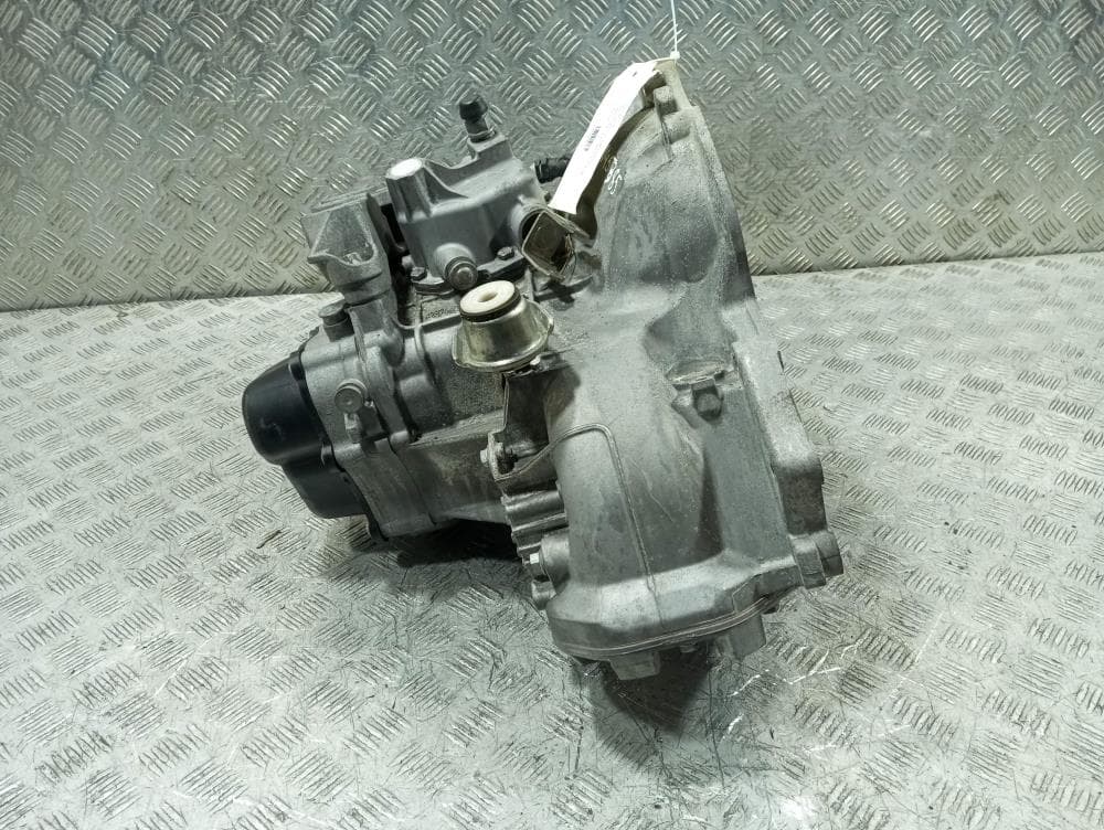 КПП механическая (МКПП) к Opel Corsa C Рестайлинг (03-06)
