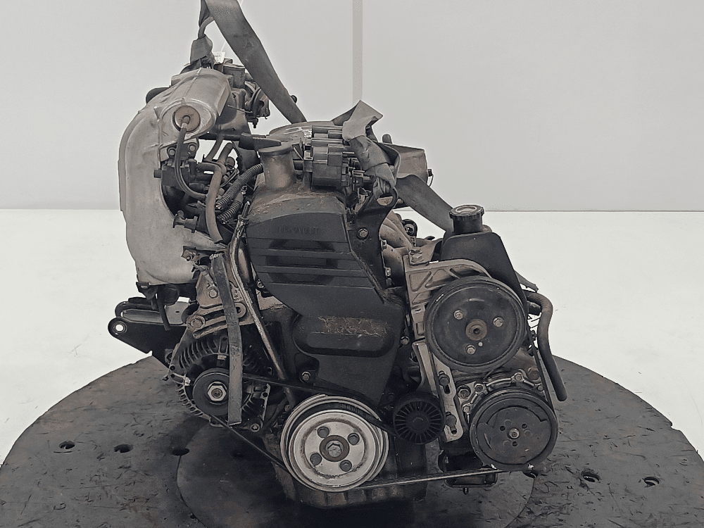 Двигатель к Renault Megane 1 (95-99)