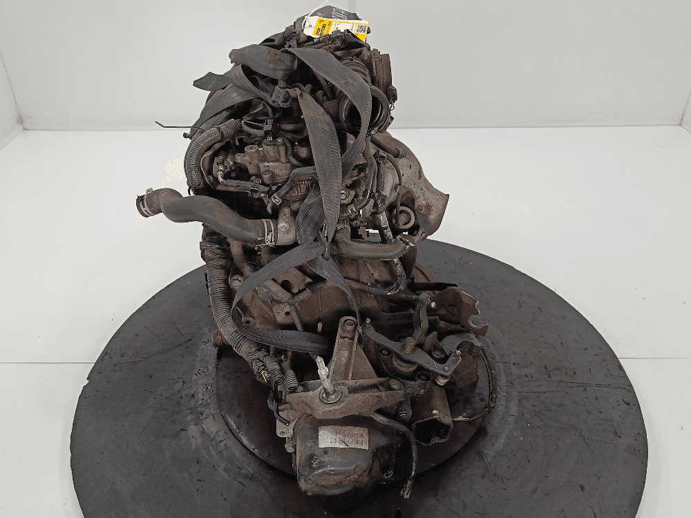 Двигатель к Nissan  Juke 1 (10-14)