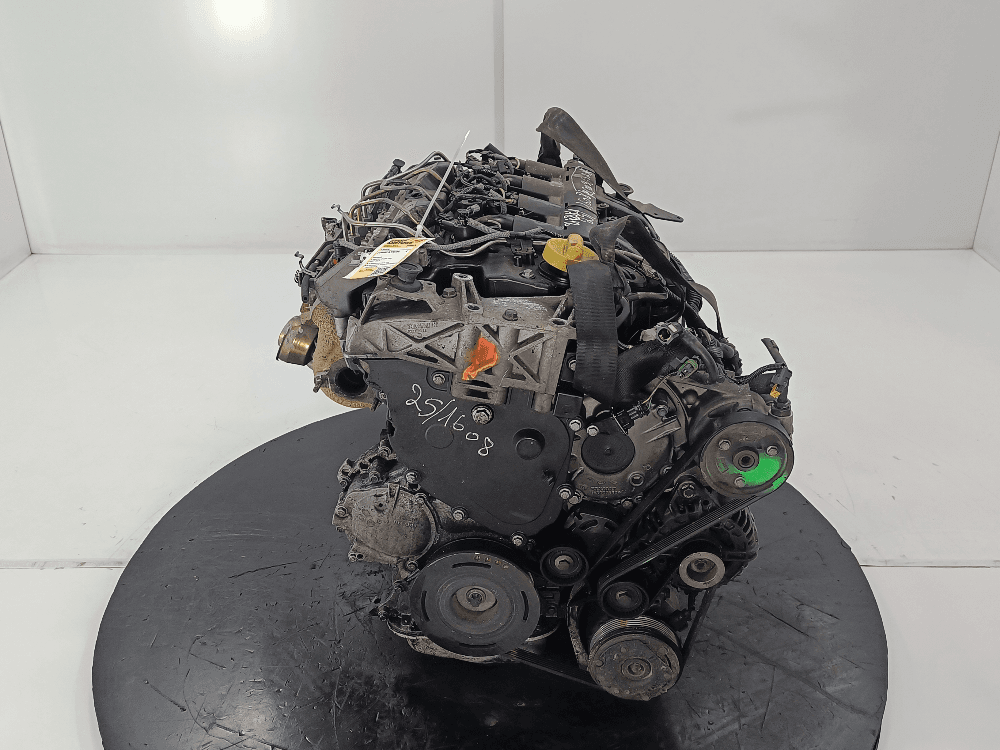 Двигатель к Renault Laguna 2 (01-05)