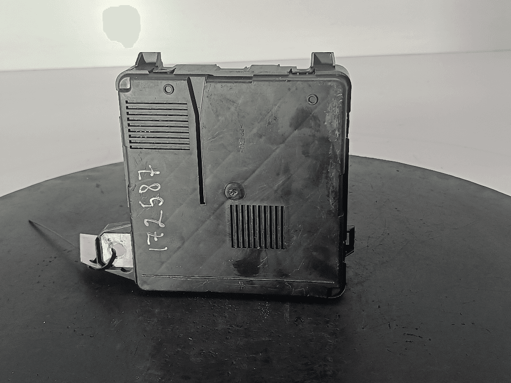 Блок предохранителей к Renault Megane 2 (02-06)