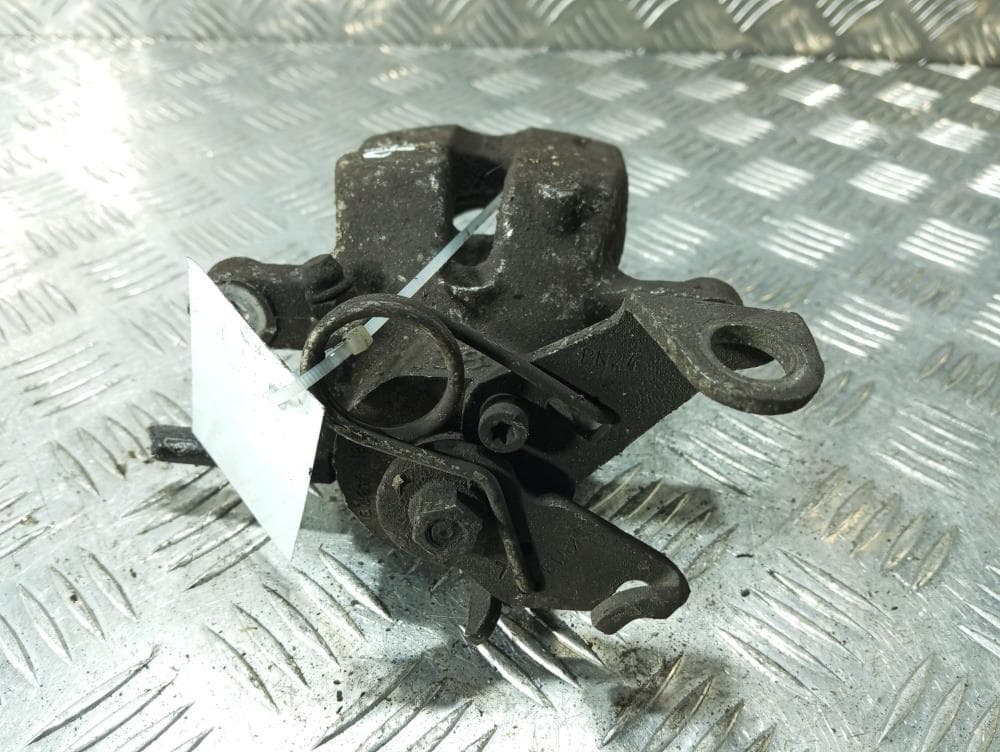 Суппорт задний левый к Alfa Romeo 147 (00-04)