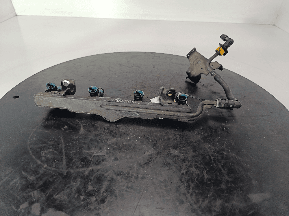 Топливная рампа к Mazda 3 BK Рестайлинг (06-09)