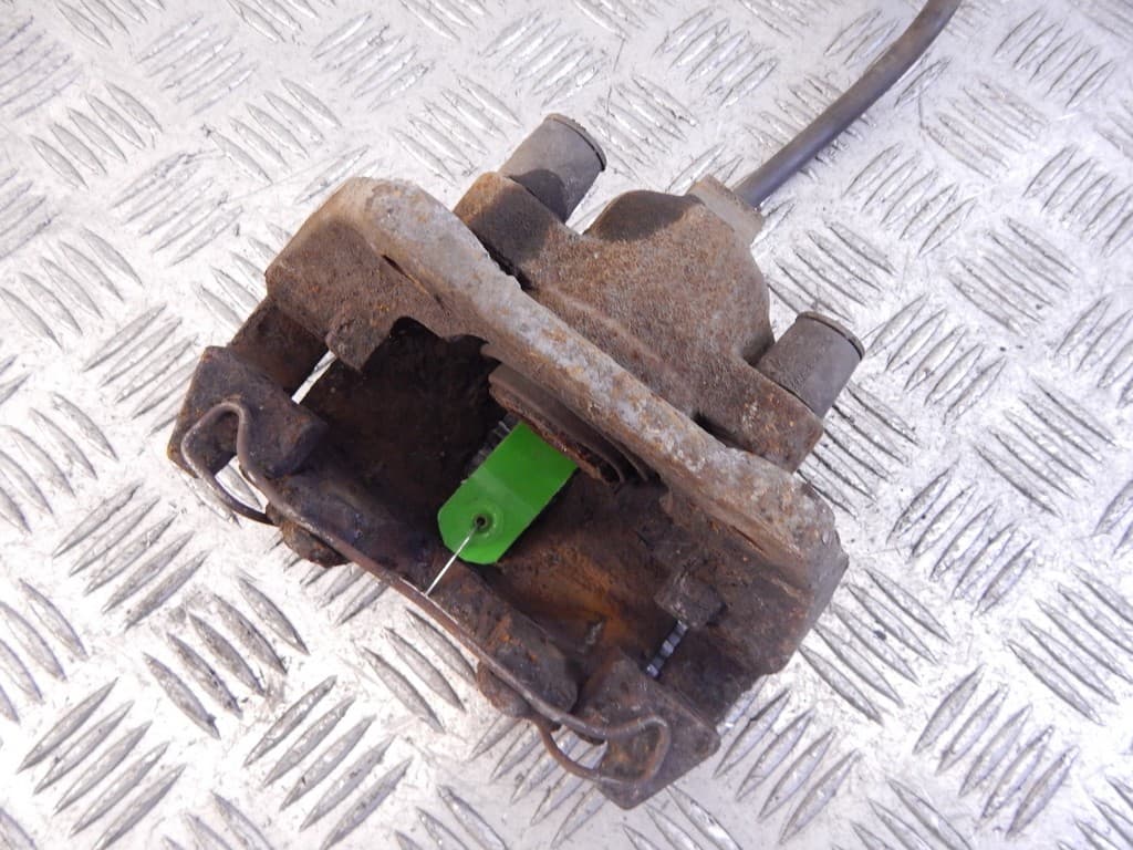 Суппорт задний правый к Volvo V70 2 (00-05)