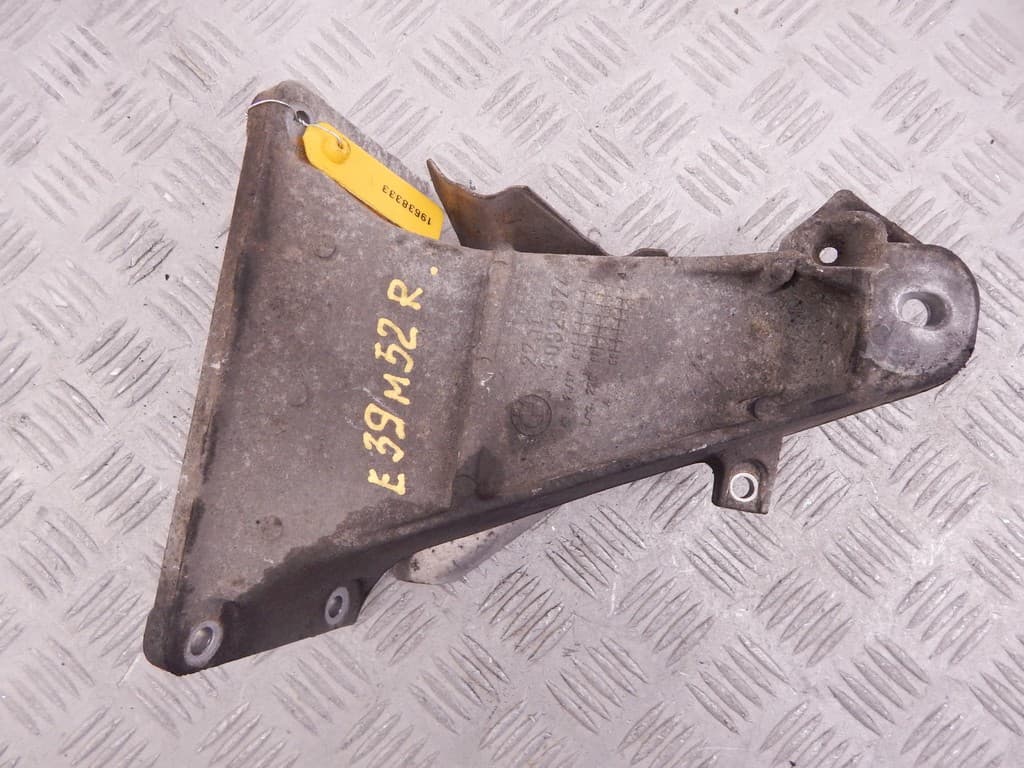 Кронштейн двигателя к BMW 5 E39 (95-00)