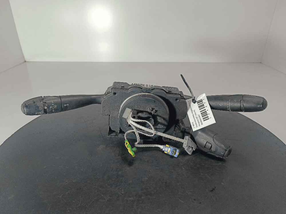 Переключатель подрулевой (стрекоза) к Peugeot 207 (06-09)