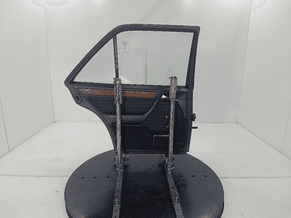 Дверь задняя левая к Mercedes E Class W124 Рестайлинг (89-93)