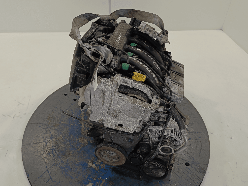Двигатель к Renault Clio 2 Рестайлинг (01-03)