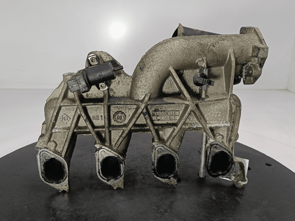 Коллектор впускной к Renault Scenic 2 (03-06)