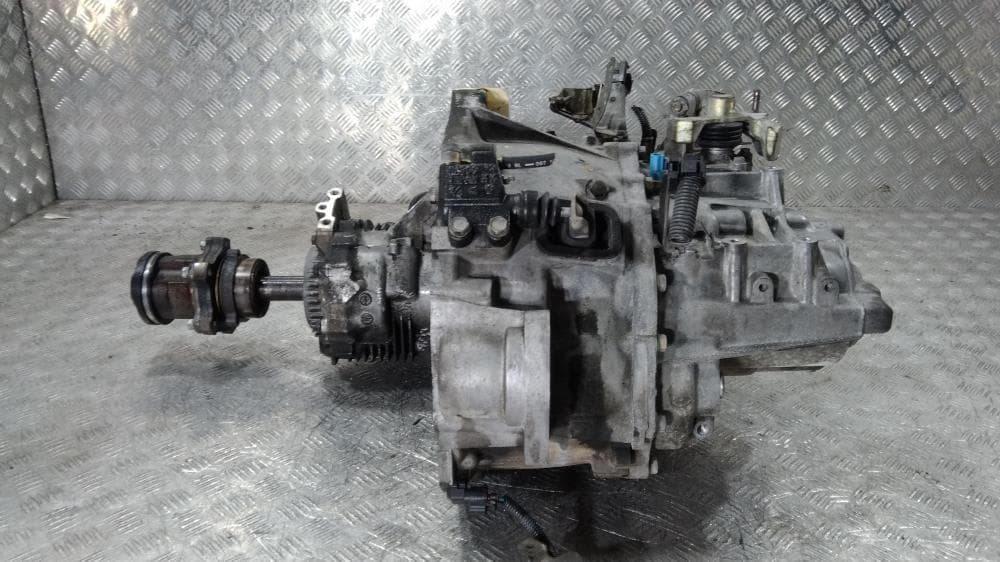 КПП механическая (МКПП) к Nissan  X-Trail T30 Рестайлинг (04-07)