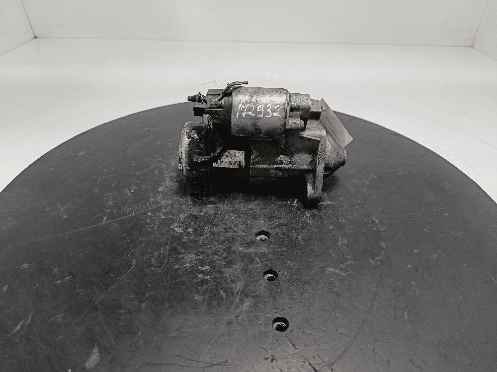 Стартер к Renault Scenic 2 (03-06)