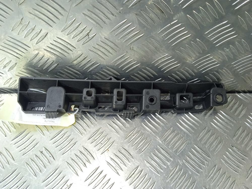 Кронштейн к Tesla Model X (15-21)