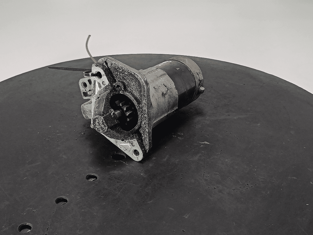 Стартер к Renault Megane 2 (02-06)