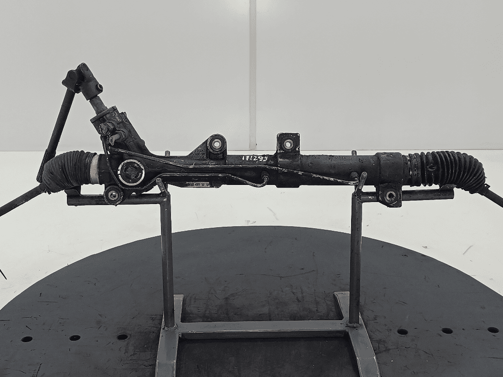 Рулевая рейка к Mercedes Vito W638 (96-03)