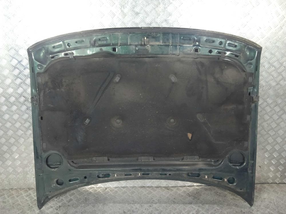 Капот к Volkswagen Passat B4 (93-97)