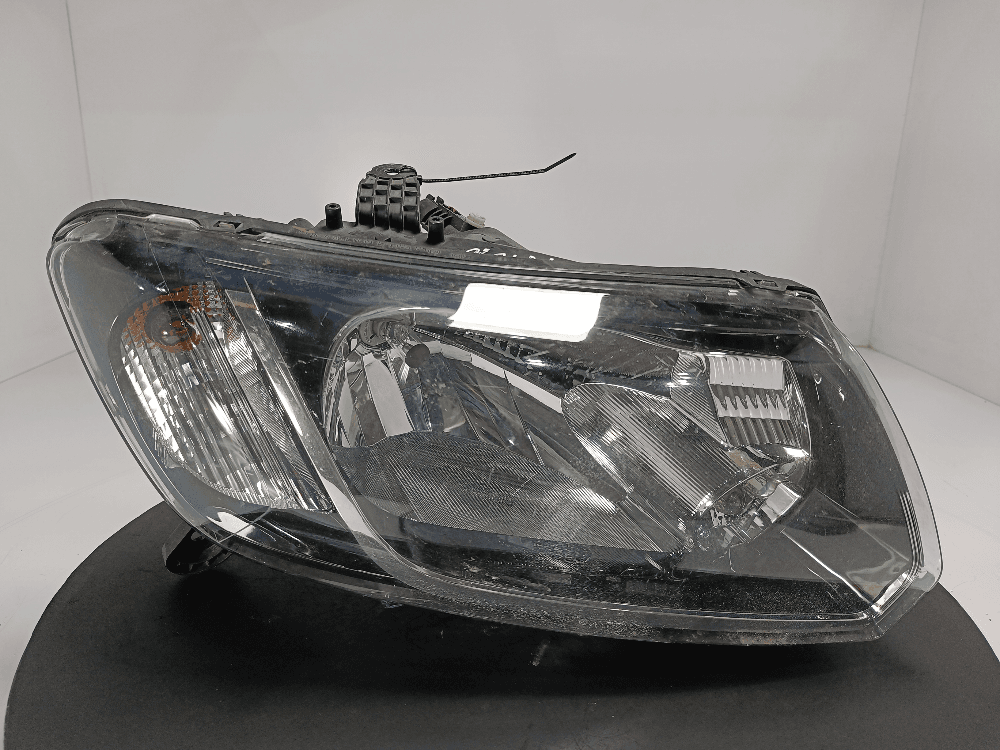 Фара правая к Dacia Logan 2 (12-16)