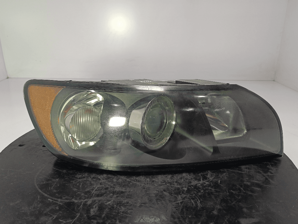 Фара правая к Volvo S40 2 (04-07)