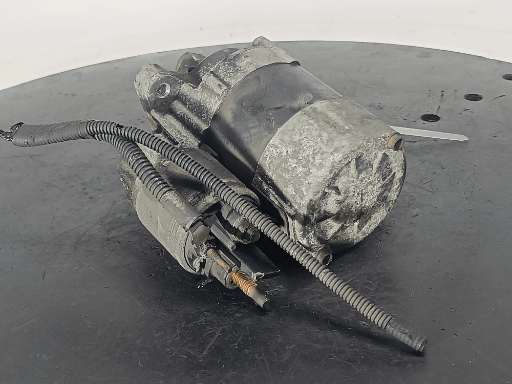 Стартер к Renault Scenic 2 (03-06)