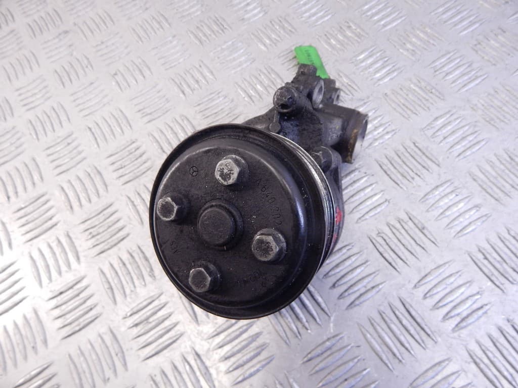 Помпа к Mercedes B W245 (05-08)