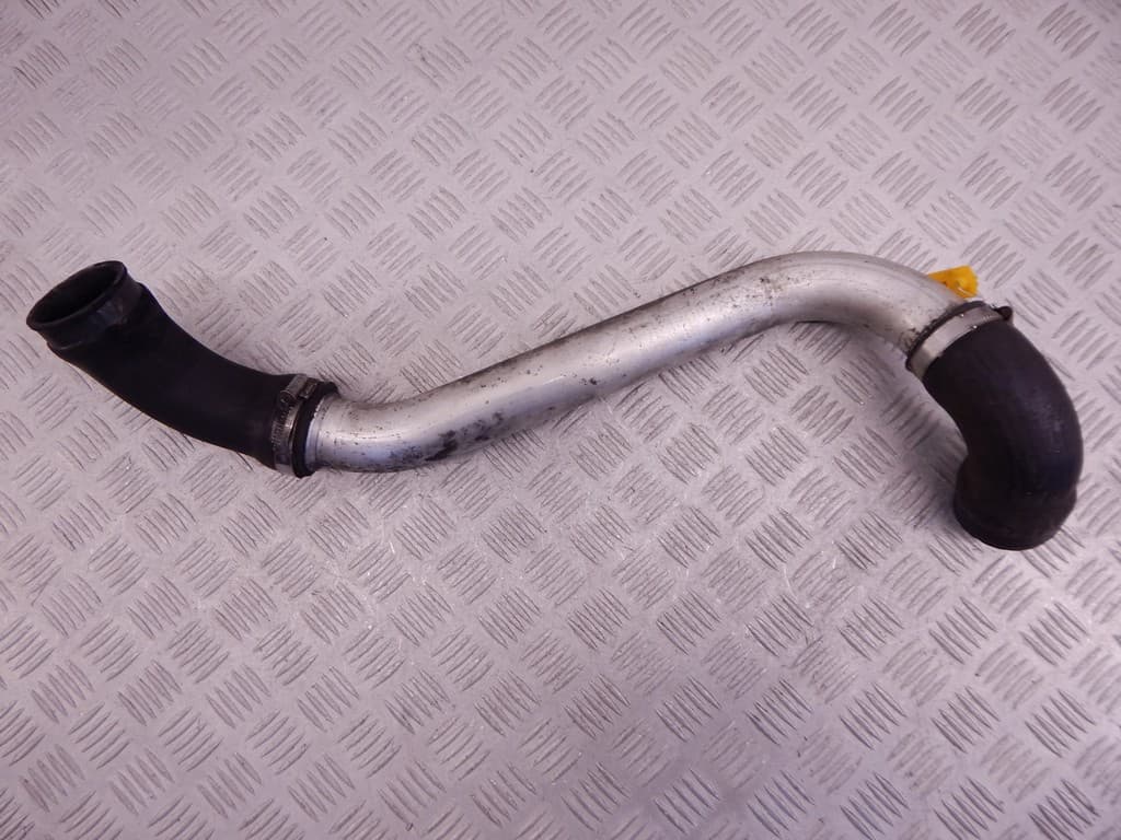 Патрубок интеркулера к BMW X5 E53 (99-03)