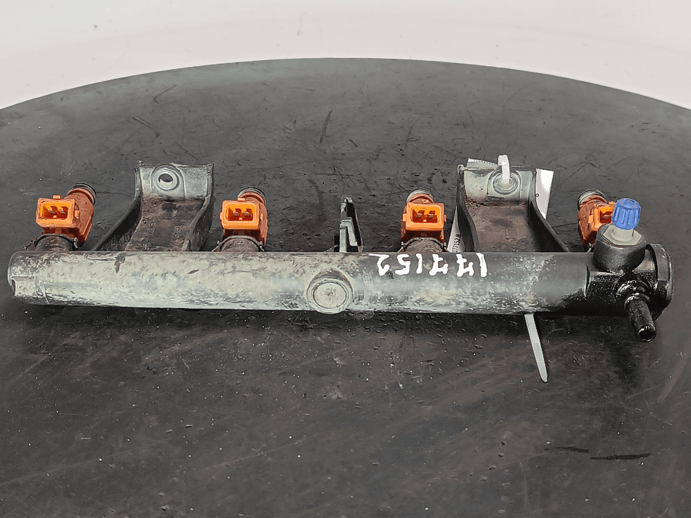 Топливная рампа к Peugeot 307 (01-05)