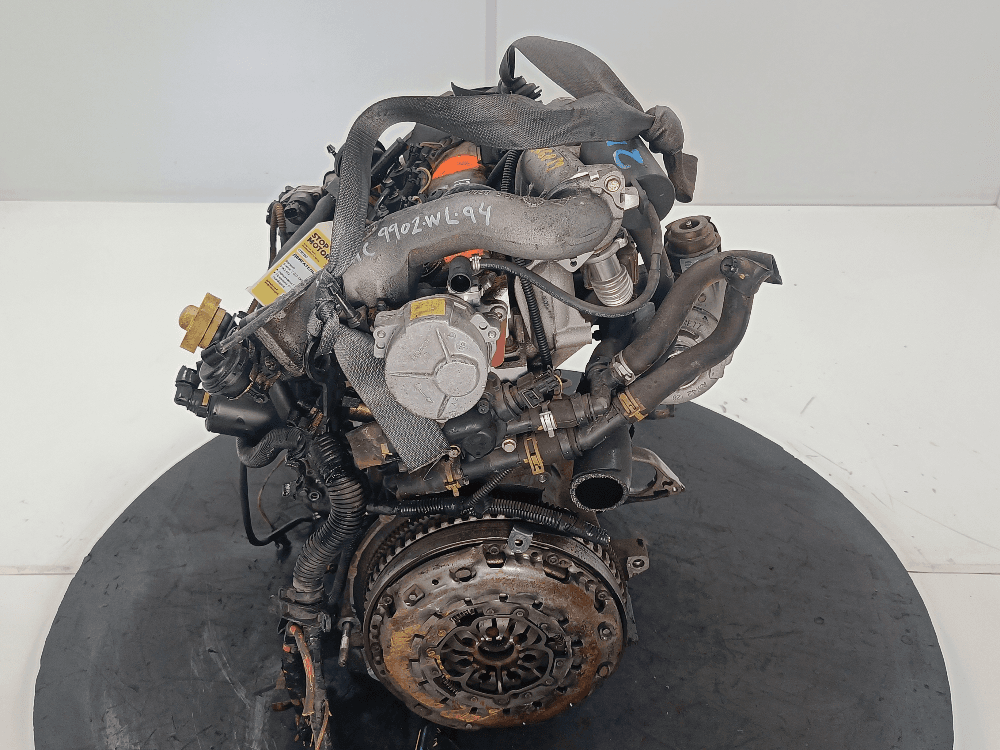 Двигатель к Renault Scenic 2 (03-06)