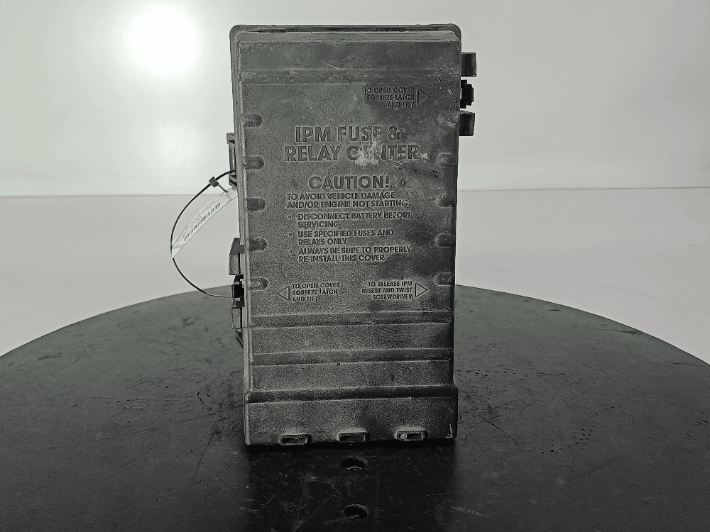 Блок предохранителей к Chrysler Voyager 4 (01-04)