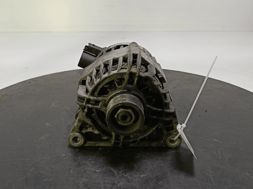 Генератор к Peugeot 307 (01-05)