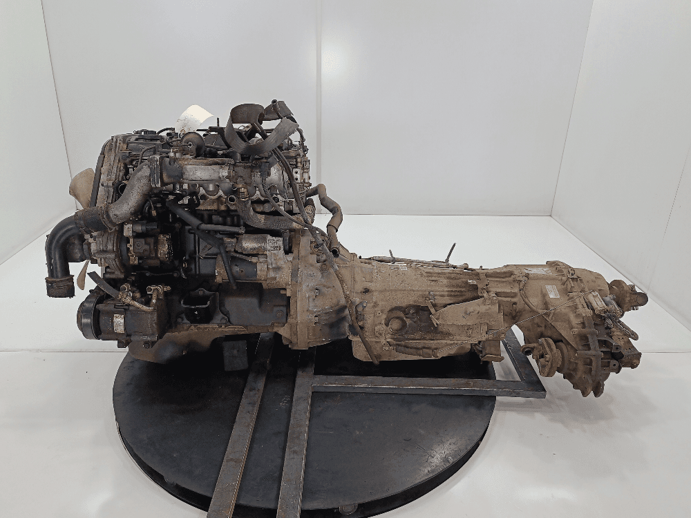 Двигатель к Kia Sorento 1 (02-06)