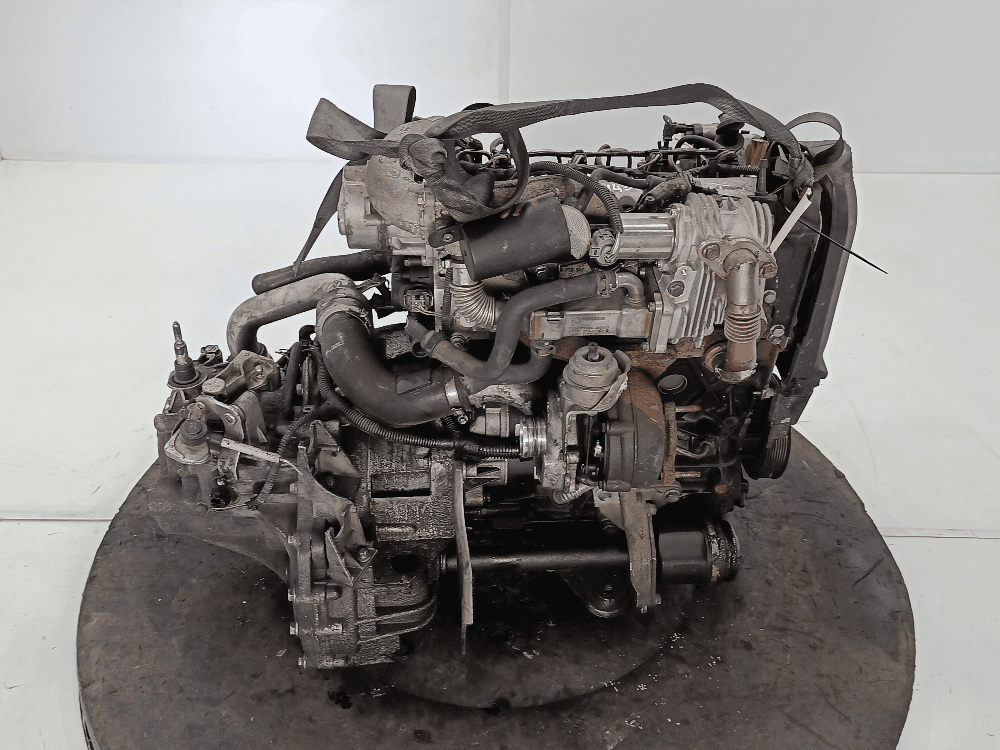 Двигатель к Renault Scenic 2 (03-06)