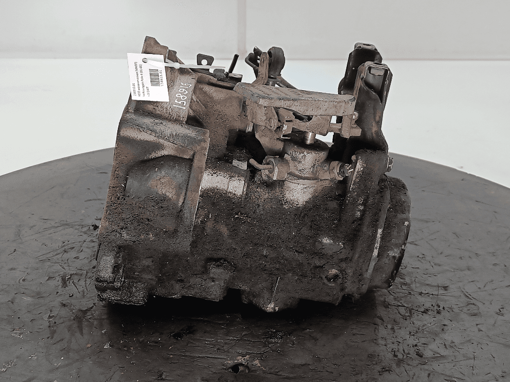 КПП механическая (МКПП) к Volkswagen Polo 4 (01-05)