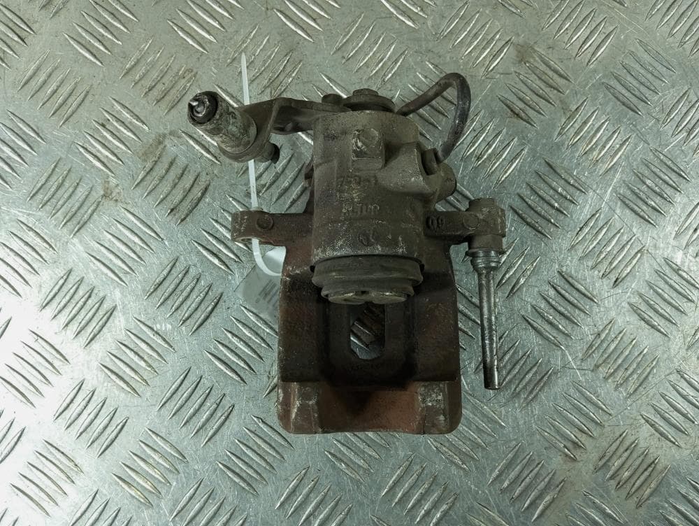 Суппорт задний левый к Citroen C4 1 (04-08)