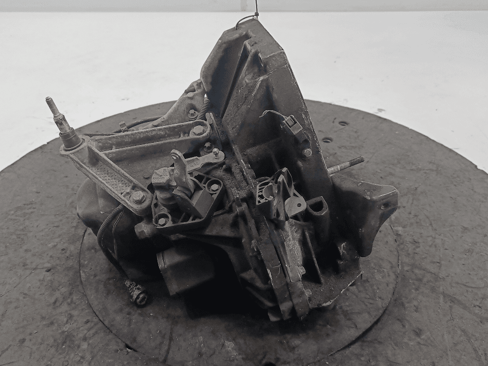 КПП механическая (МКПП) к Renault Clio 3 (05-09)