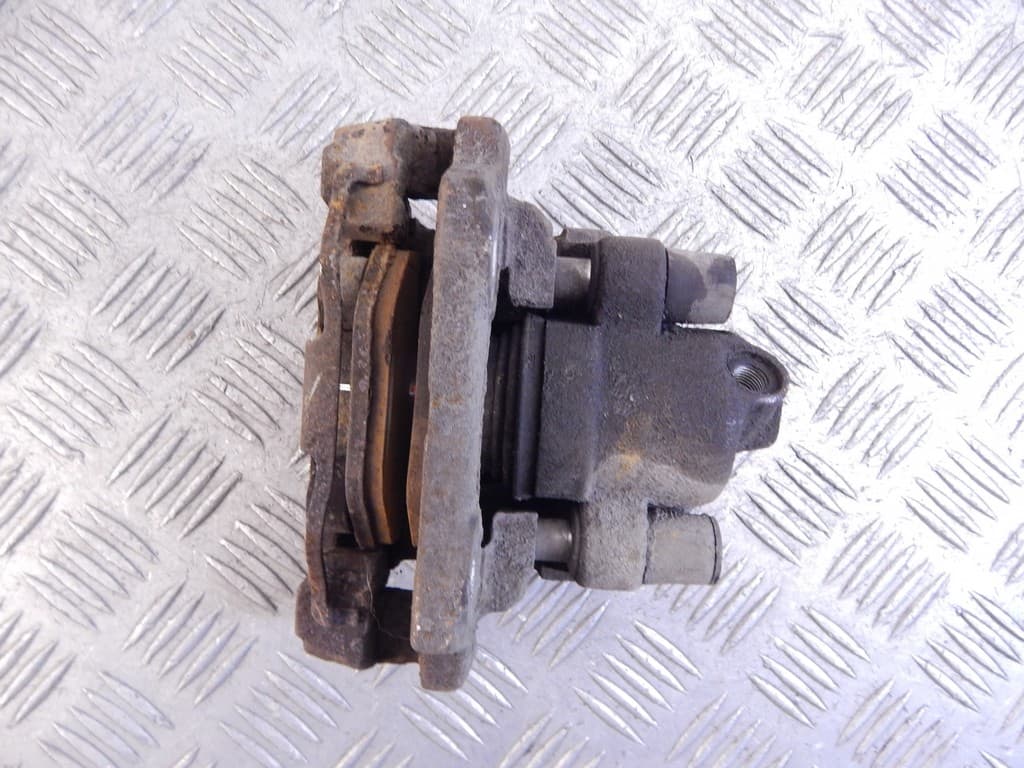 Суппорт передний правый к Peugeot Boxer 2 (06-14)