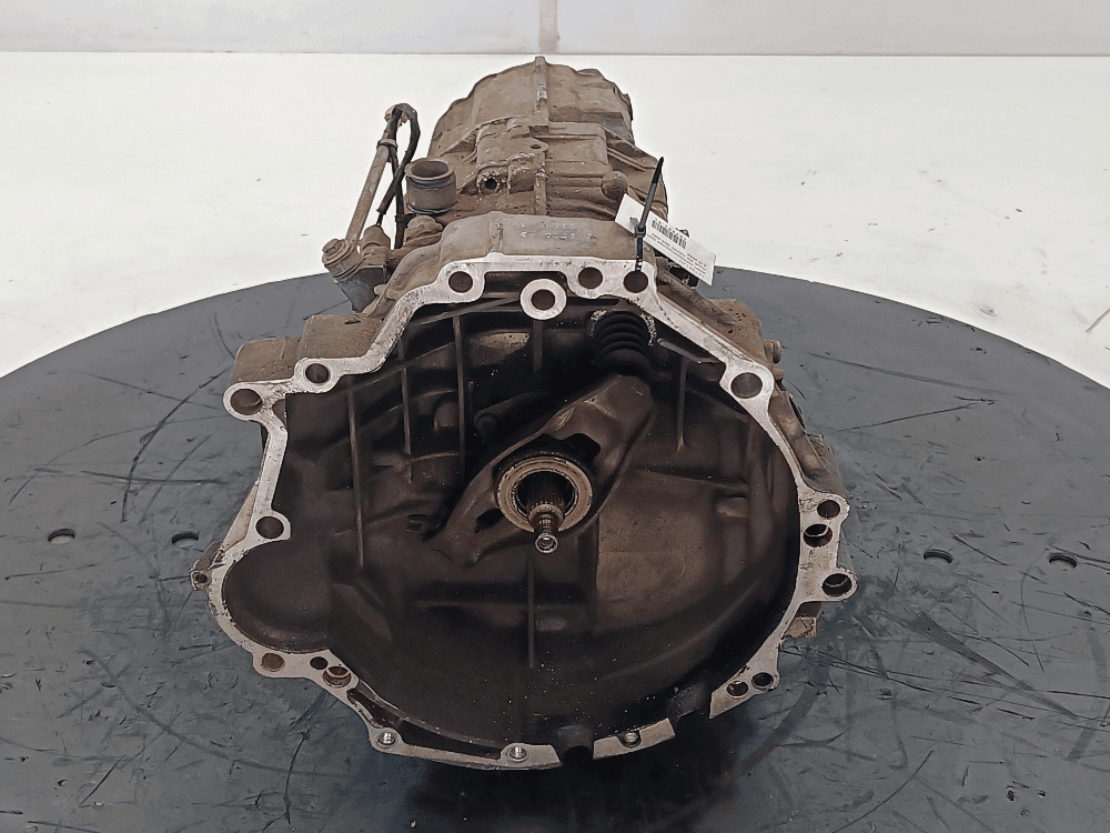 КПП механическая (МКПП) к Audi A6 C6/4F (04-08)