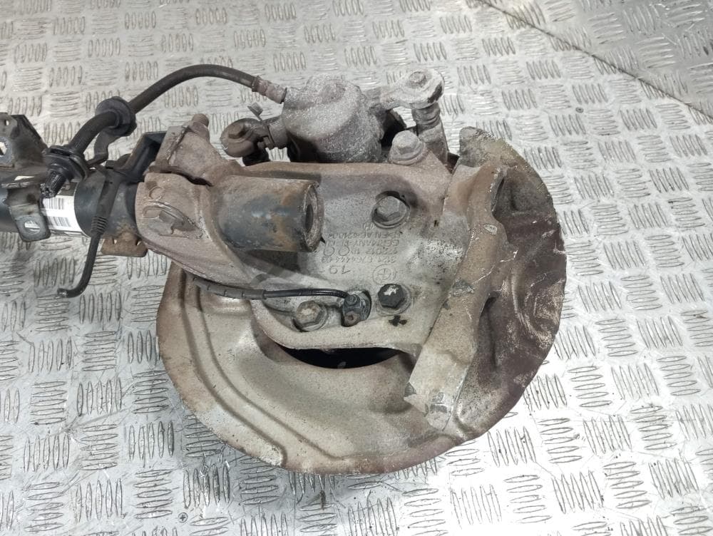 Стойка передняя правая к BMW 1 E81/E82/E87/E88 (04-07)