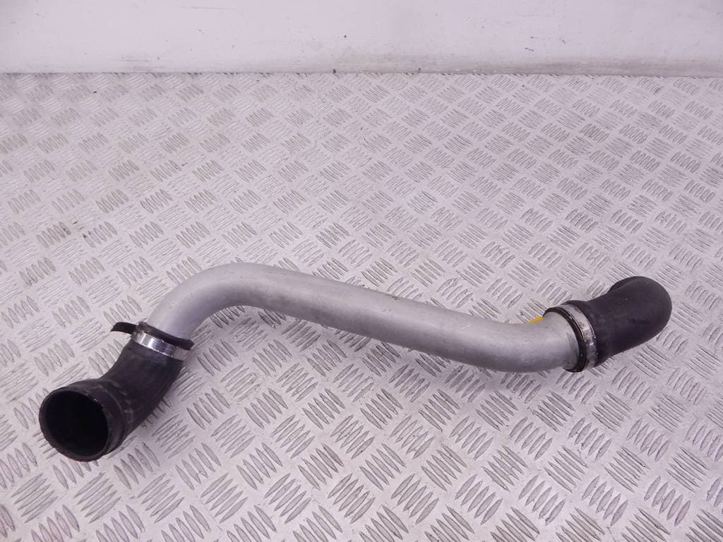 Патрубок интеркулера к BMW X5 E53 (99-03)